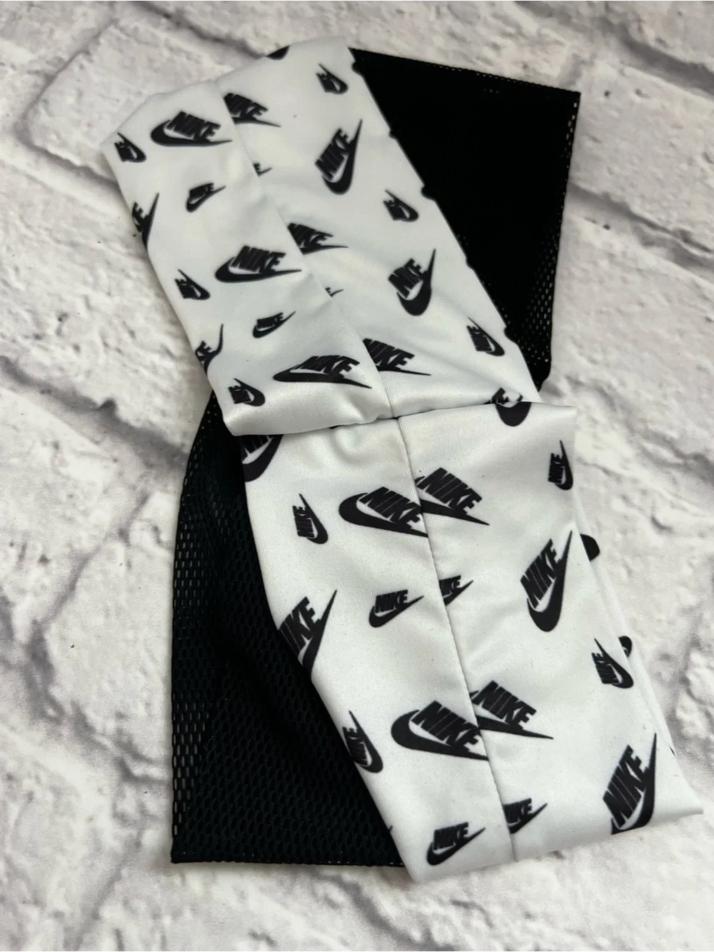 Nike Black & White Logo Twist Headband